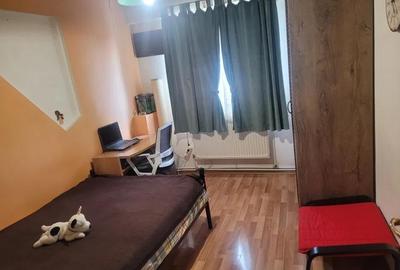 APARTAMENT 3 CAMERE / MOBILAT - 4