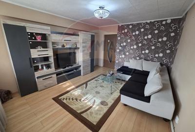 Apartament cu 2 camere decomandat, mobilat în Ultracentral