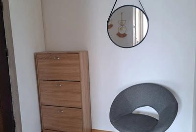 Proprietar inchiriez apartament cu doua camere mobilat modern cu centrala proprie - 2