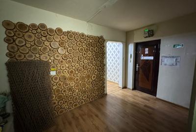 2 cam, parter, cu balcon, 50 mp, fara imbunatatiri, str. Unirii - 8