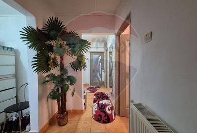 Apartament 3 camere decomandat de vanzare in Moinesti Select - 2