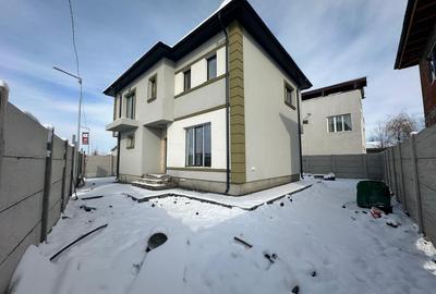 Casă individuală cu 4 camere cu Canalizare în Central - 3