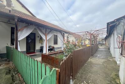 Casă cu 3 camere, curte comuna, zona Mehala - 20