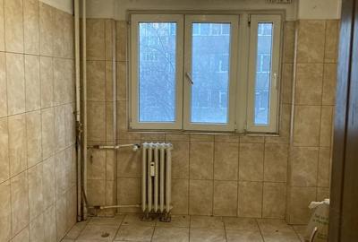 Apartament cu 3 camere decomandat în Drumul Taberei - 4