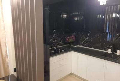 Apartament cu 3 camere decomandat, mobilat în Titulescu - 10
