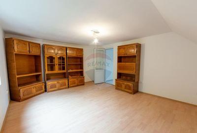 Casă cu 5 camere cu Teren 378 Mp în Purcăreni - 14