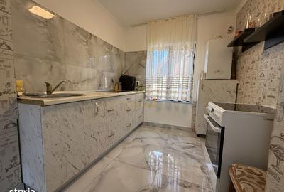 Casă cu 4 camere cu Teren 485 Mp în Titulescu - 7