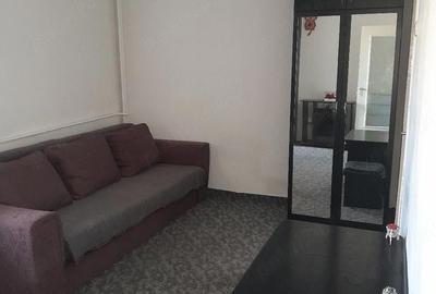 Garsonieră decomandată în Central - 4