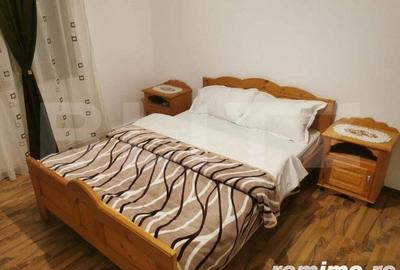 Casă cu 8 camere cu Teren 2200 Mp în Central - 4