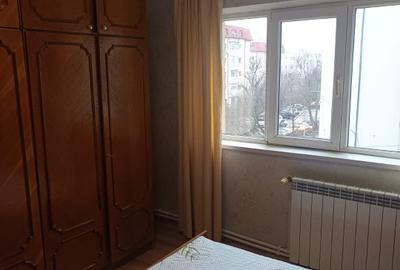 Apartament cu 3 camere decomandat în Kamsas - 13