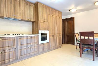 Casă individuală cu 6 camere cu Canalizare în Bucium - 14