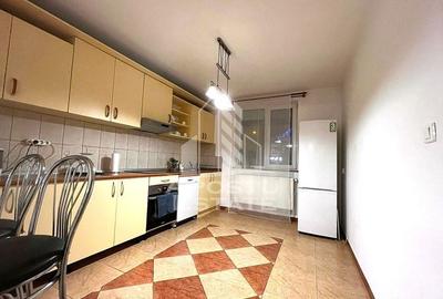 Casa individuala cu 6 camere, 3 bai, garaj, teren 500 mp si 2 fronturi - 13