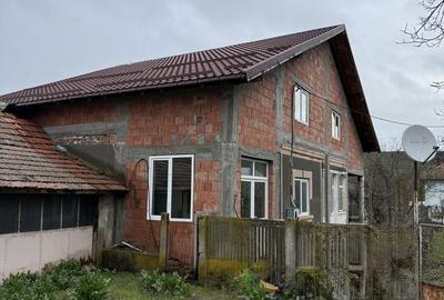 Casă cu 4 camere în Bârseștii de Jos - 7