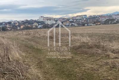 Teren INTRAVILAN- 2000mp- 2 fronturi- deschiedere 176mp- Oportunitate - 2