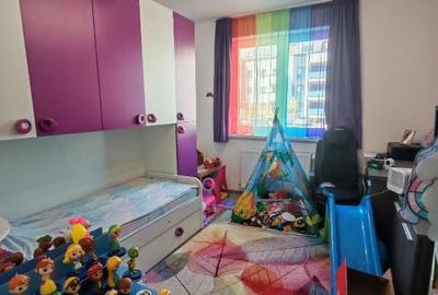 Apartament 2 camere, decomandat - zona Tractorul - 1