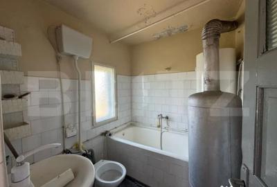 Casă cu 3 camere cu Teren 640 Mp în Central