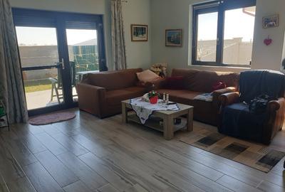Casă cu 3 camere cu Teren 500 Mp în Central - 12