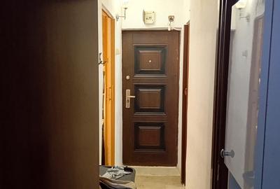 Garsonieră decomandată în Central - 2