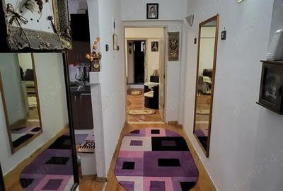 Apartament cu 3 camere semidecomandat în Viitorului - 7