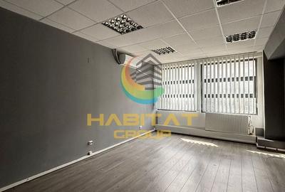 Spațiu comercial, de 99 mp, în Central - 4