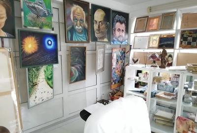 Spațiu comercial, de 100 mp, în Central - 9