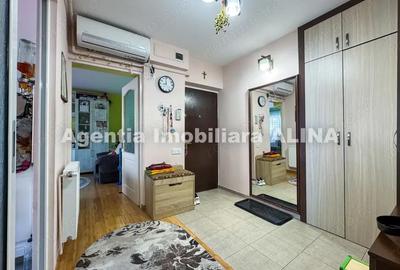 Apartament cu 3 camere decomandat în Astoria - 9
