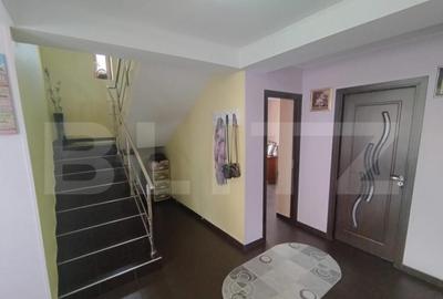 Casă cu 5 camere cu Teren 462 Mp în Malu Mare - 11