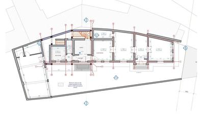 OPORTUNITATE RARA - imobil central, multifunctional, curte PROPRIE - 41