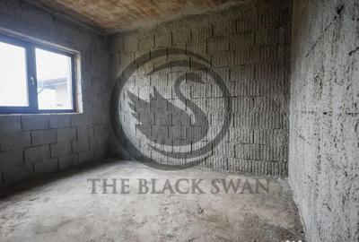 Casă cu 5 camere cu Canalizare în Strejnicu - 2