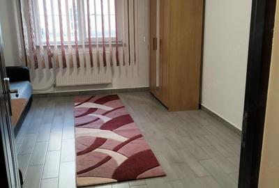 Garsonieră decomandată în Central - 3