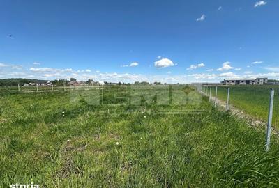 Teren de 2600 mp, în Horodnic - 7