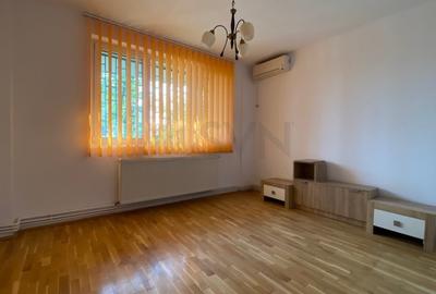Apartament cu 3 camere semidecomandat, mobilat în 1 Mai - 3