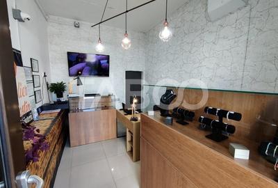 Casa individuala si 4 spatii comerciale cu vad in Orasul de Jos Sibiu - 1