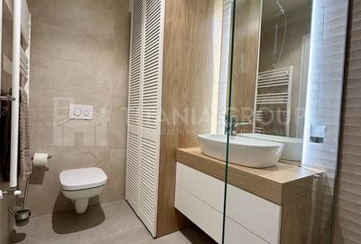 Apartament cu 2 camere semidecomandat, mobilat în Tractorul - 8