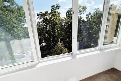 Apartament cu 4 camere de vanzare - 12