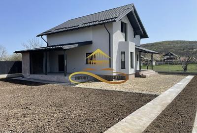 Casa de vanzare in Bacau Traian - COMISION 0 - 3