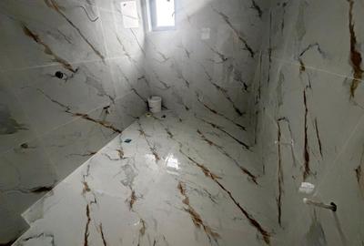 Casă individuală cu 3 camere cu Canalizare în Central - 14