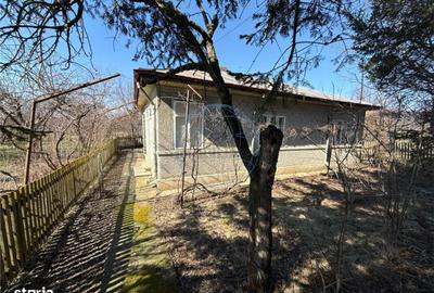 Casă cu 4 camere în Tătăranu - 8
