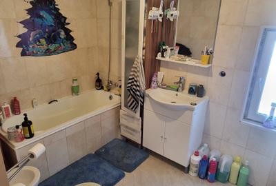 Casă cu 3 camere cu Teren 570 Mp în Central - 7