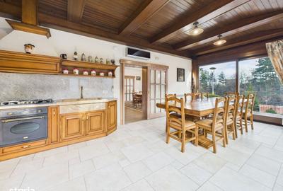 Casă cu 4 camere în Central - 18