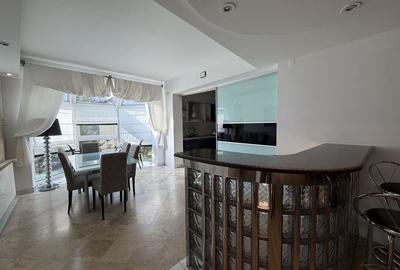 Vila cu piscina interioara, mobilata, langa British School - 14