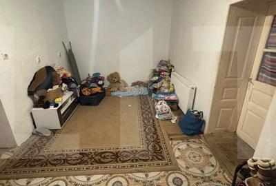 Casă cu 4 camere în Iratoșu - 3