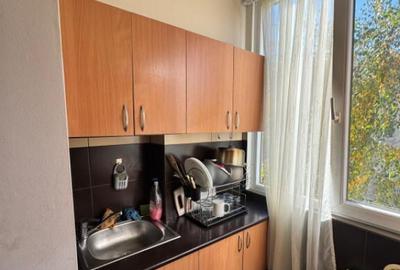 Apartament cu 3 camere complet mobilat ?i utilat,pret compe Apartament cu 3 camere complet mobilat ?i utilat,pret compe - 4