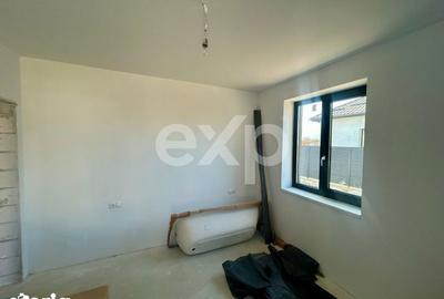 Casă cu 4 camere cu Canalizare în Sânpetru - 5