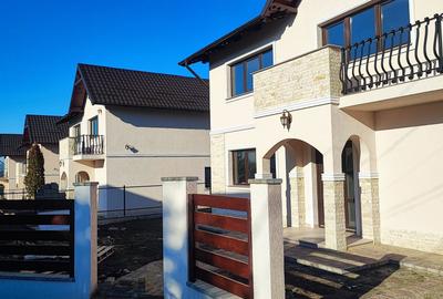 Casă cu 4 camere în Curtești - 3