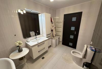 Casă cu 3 camere cu Teren 2994 Mp în Ogrezeni - 13