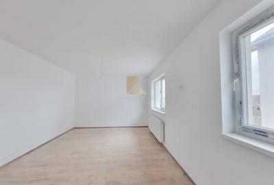 Casă însiruită cu 4 camere și curte proprie - Cartier Izvor, Str. Salc - 14