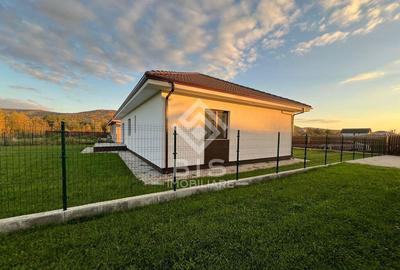 Case moderne de vanzare 143 mp utili, teren 7 ari | ... - 5