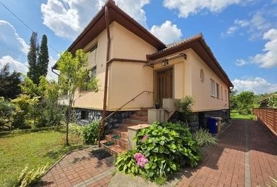 Casă primitoare de vânzare în Seini, aproape de centrul orașului - 3