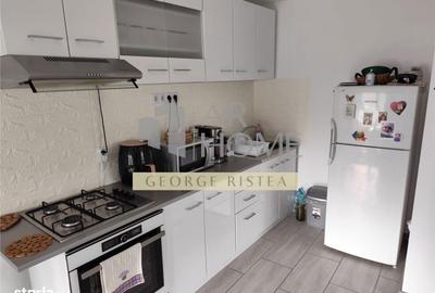 Casă cu 3 camere cu Teren 1364 Mp în Central - 2